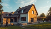 Проект дома с панорамными окнами: свет, тепло и безопасность
